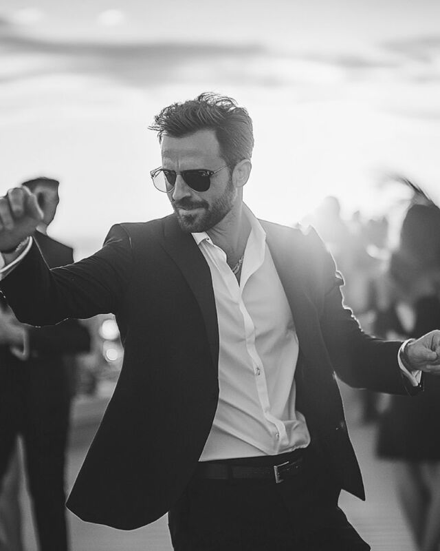 Ogni matrimonio ha uno sposo, una sposa e… un testimone che sa come far girare la serata.
Scopri tutte le collezioni al link in bio!

#CasaSantOrsola #WineLuxuryStyle #ItalianWine